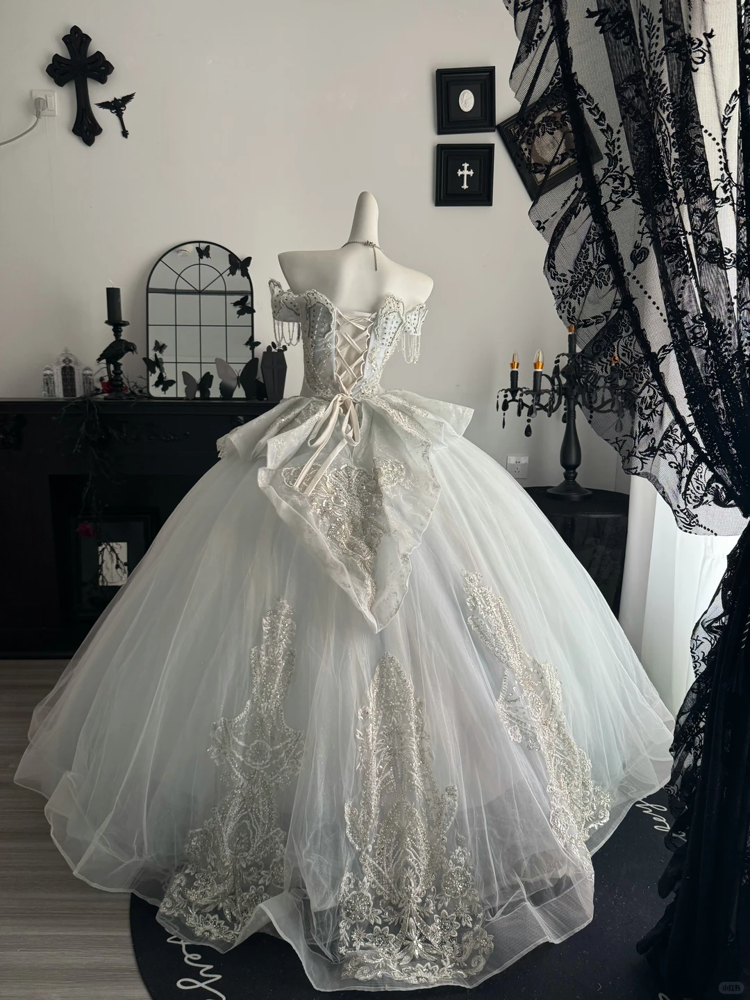 Glamorous Ice Blue Off The Shoulder Tulle Beaded Wedding Dress Formal Bridal Dress D3716