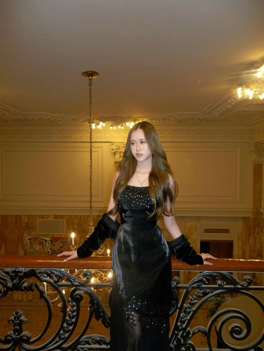 Stylish Black Spaghetti Straps Satin Tulle Appliques Beaded Long Party Dress Evening Dress With Cardigan D1944