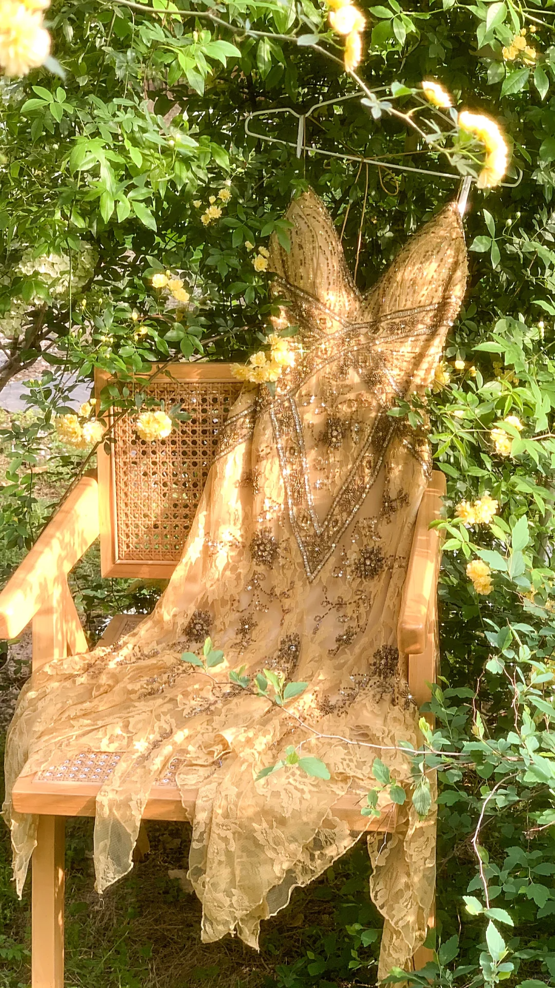 Vintage Spaghetti Straps Lace Sequin Mermaid Evening Dress Long Prom Dress S726