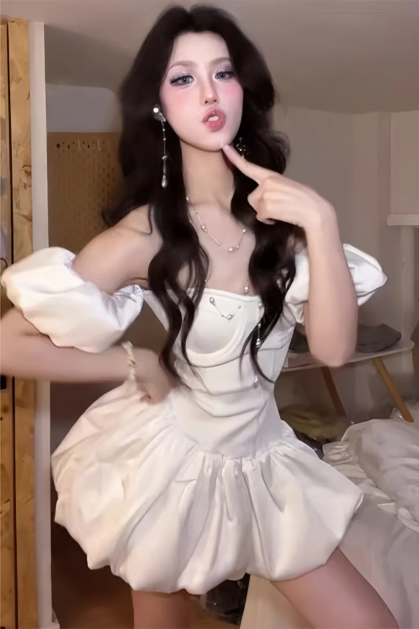 Charming Off The Shoulder Satin A Line White Short 16th Birthday Outfits Homecoming Dress D784