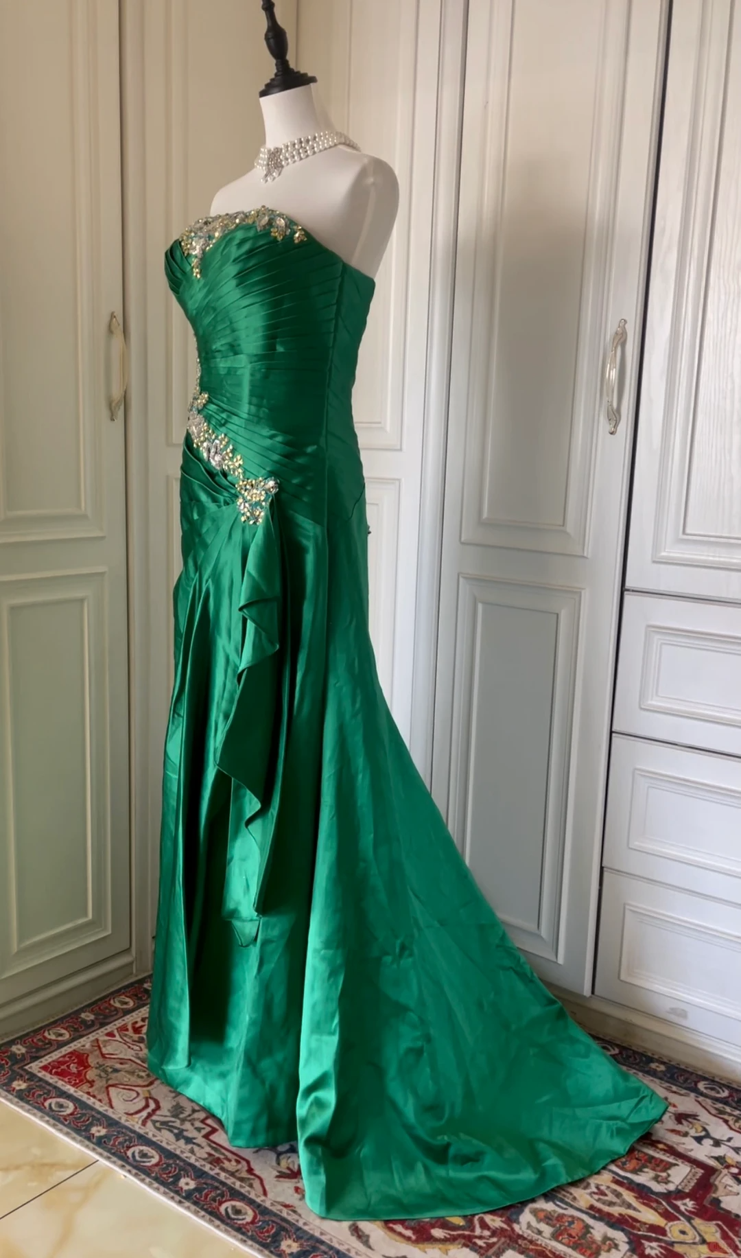 Fashion Green Strapless Satin Pleated Beaded Long Evening Dress Prom Dress D3108