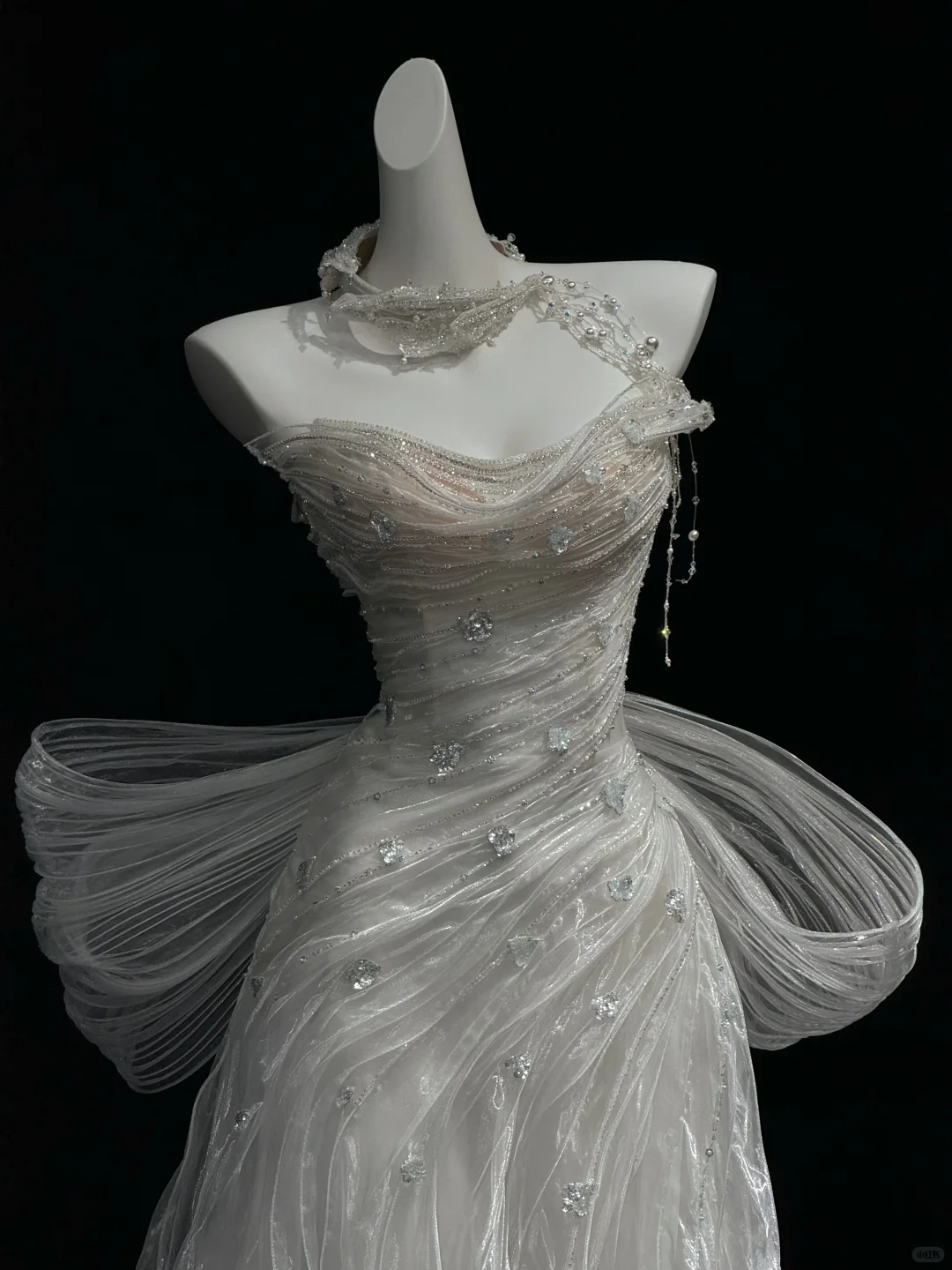 Classy White Tulle Pleated Beaded Mermaid Long Wedding Dress,Formal Bridal Dress With Bow D3084
