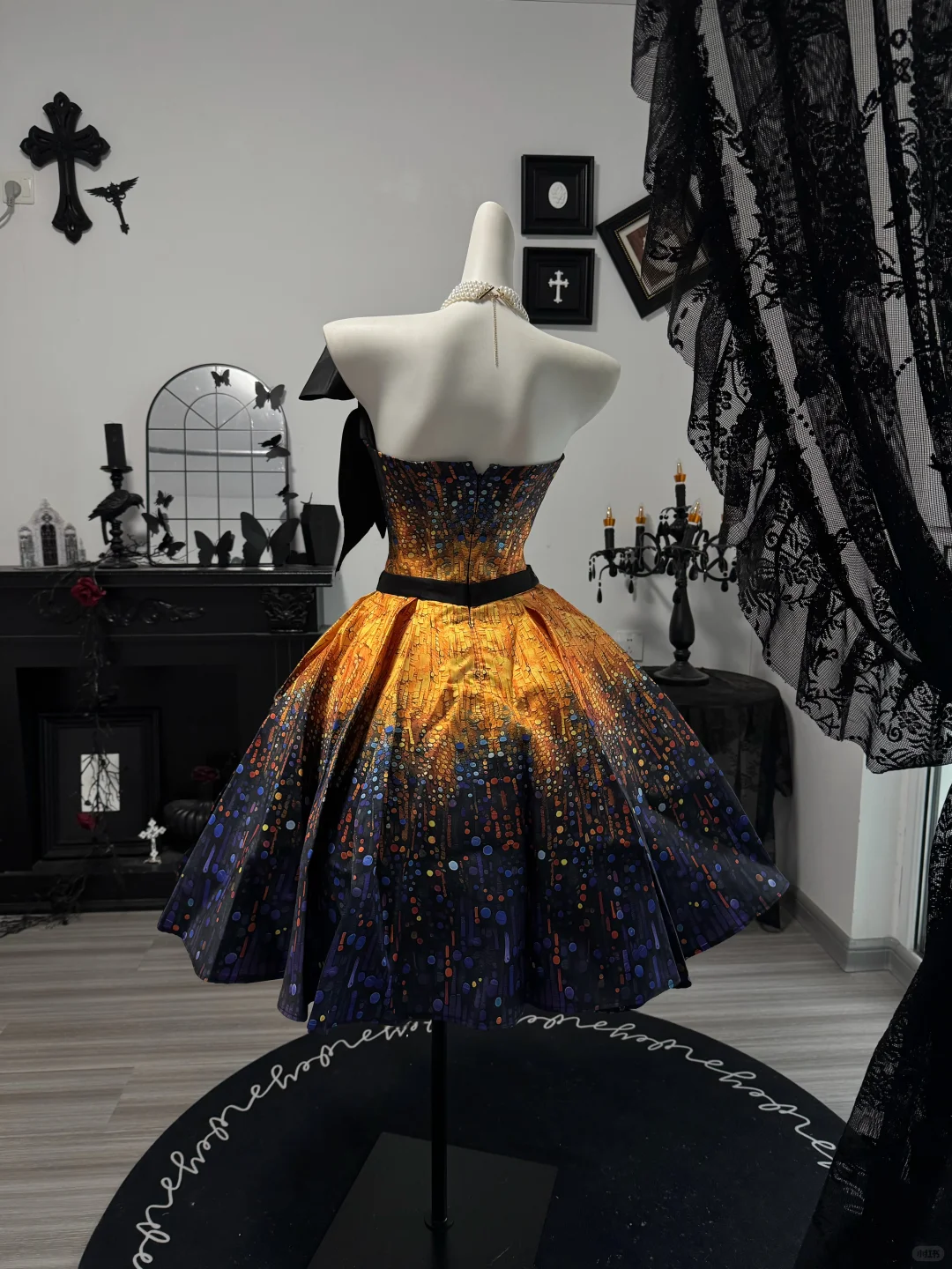 Chic Strapless Satin Short Party Dress Homecoming Dress D4711