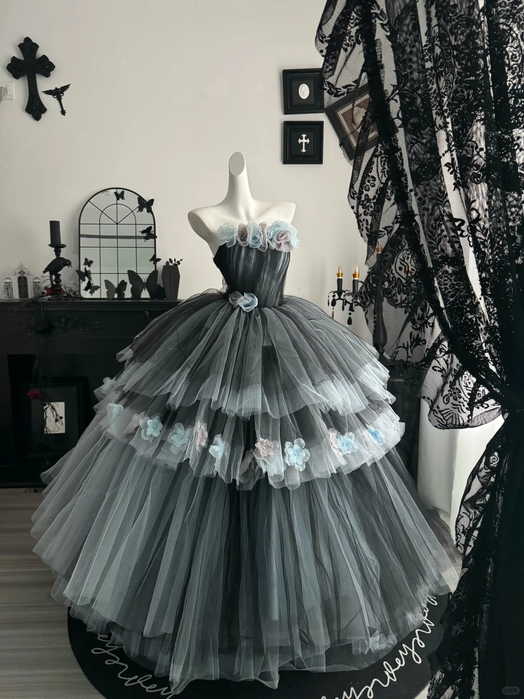 Charming Strapless Gray 3D Floral Layered Tulle Birthday Quinceanera Dress Sweet 16 Dress D3712