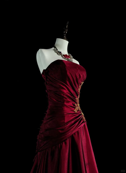Vintage Strapless Satin Pleated Appliques Evening Dress Burgundy Long Party Dress D5376