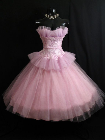 Classy Strapless Tulle Lace A Line Short Party Dress Purple Graduation Homecoming Dress S827