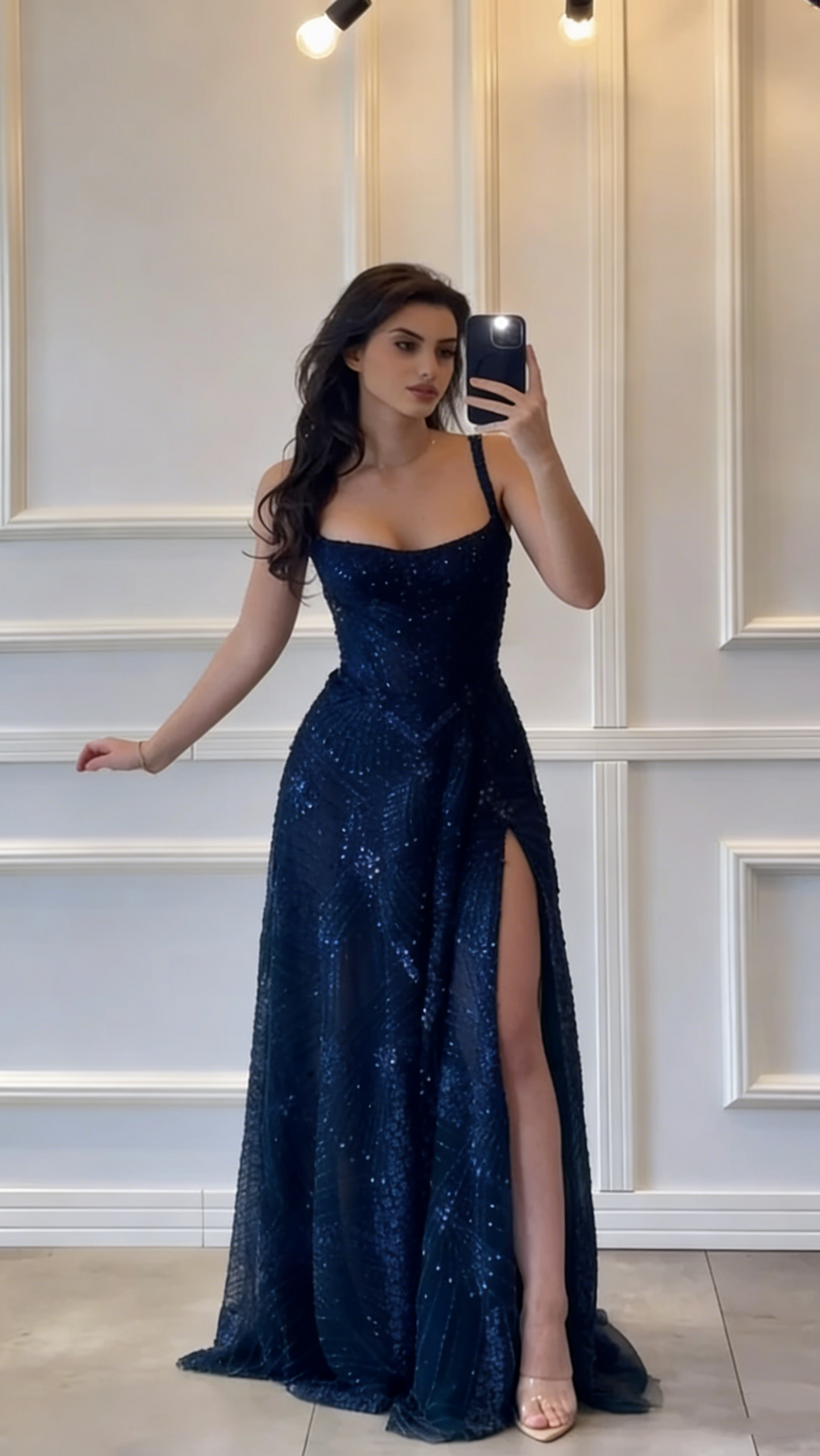 Vintage Emerald Green Spaghetti Straps Tulle Lace Beaded A Line Prom Gown Long Slit Party Dress D821