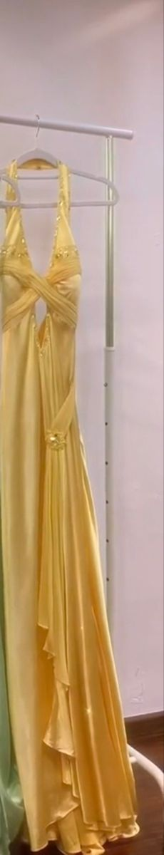 Pretty Mermaid V Neckline Satin Yellow Long Prom Dresses Formal Evening Dresses