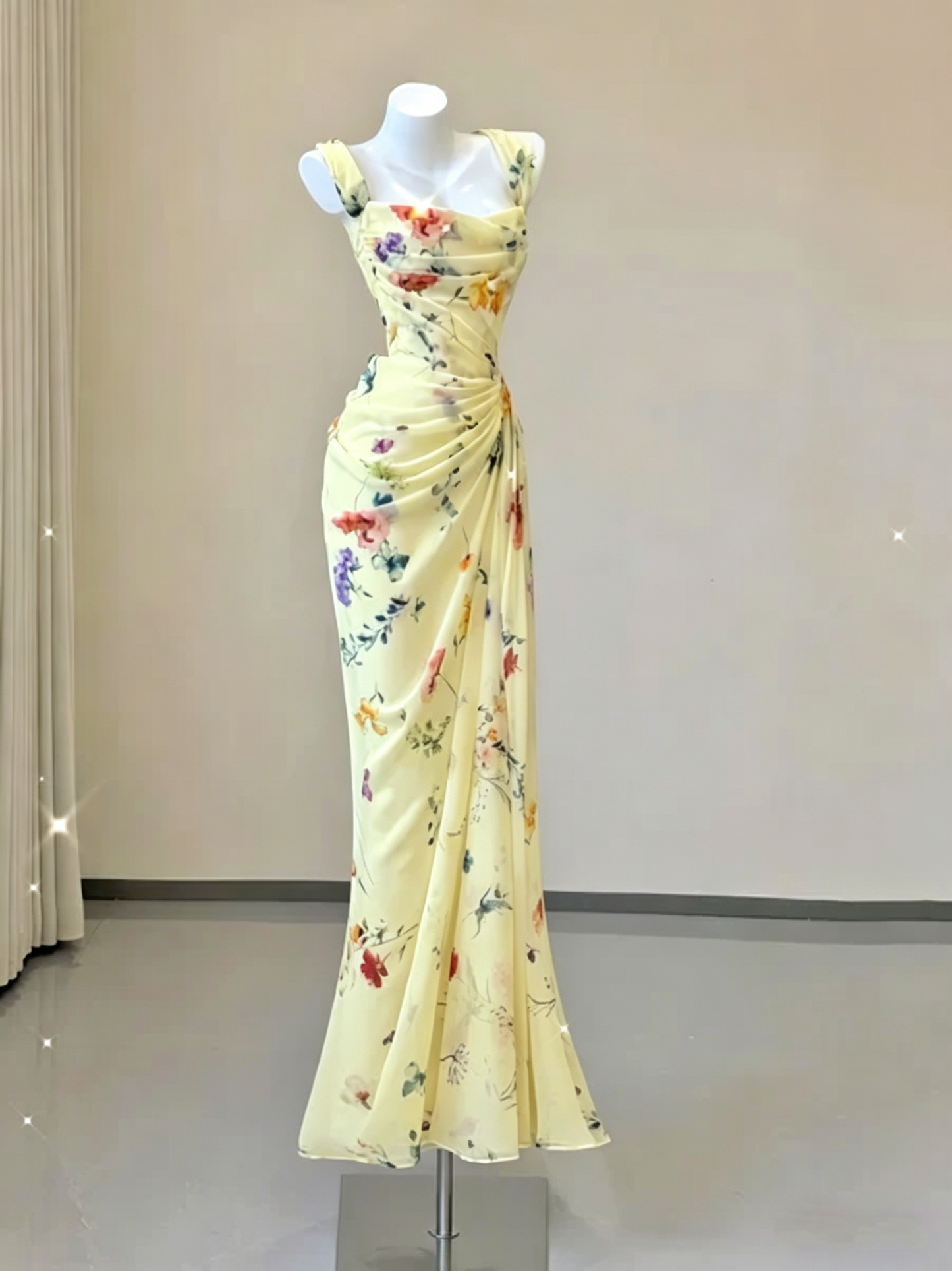 Sexy White Mermaid Straps Chiffon Floral Evening Gowns Long Prom Dresses SD1825