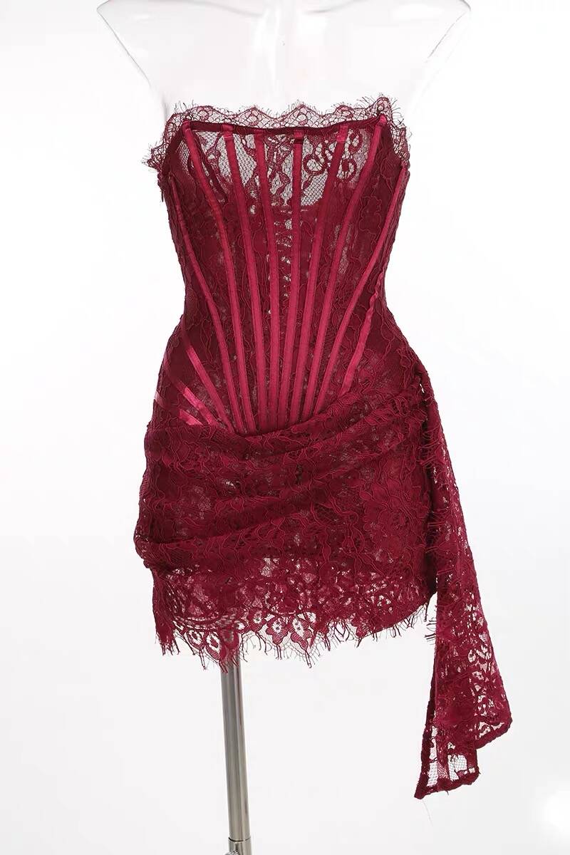 Sexy Burgundy Strapless Lace Sheath Short Cocktail Dress Homecoming Dress D002