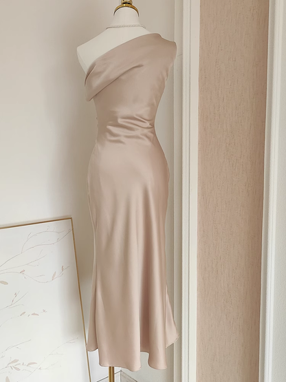 Sexy Sheath Boat Sleeveless Champagne Satin Party Dress Holiday Dresses SD349