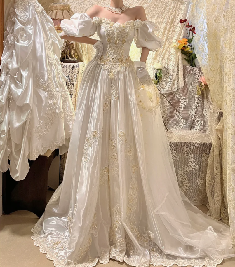 Charming Off The Shoulder White Satin Beaded Long Wedding Dress Bridal Gowns With Gloves D2032