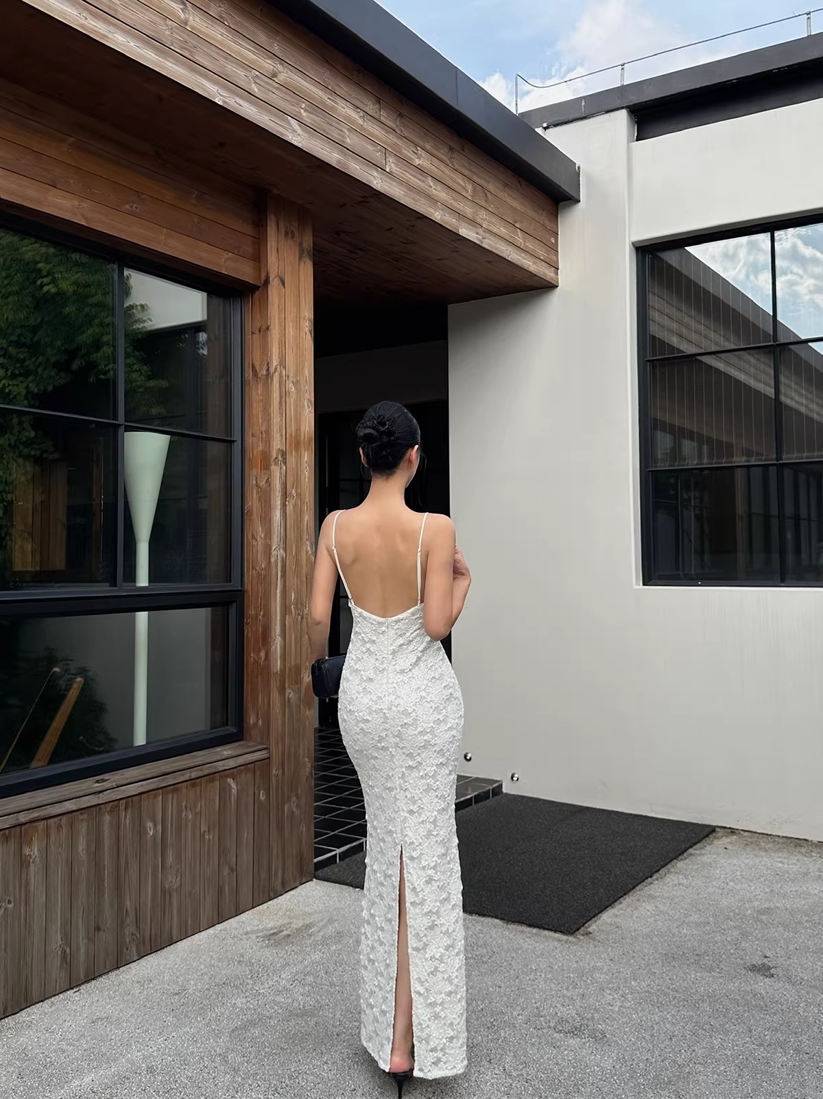 Pretty Spaghetti Straps V Neck Off White Lace Sequin Mermaid Long Evening Dress Formal Wedding Guest Dress D2125