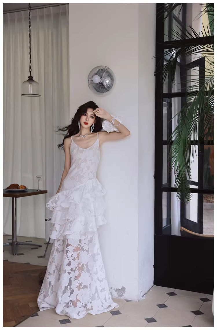 Fairy Spaghetti Strap White Lace Ruffle Layered Mermaid Long Prom Dress Evening Gowns D2426