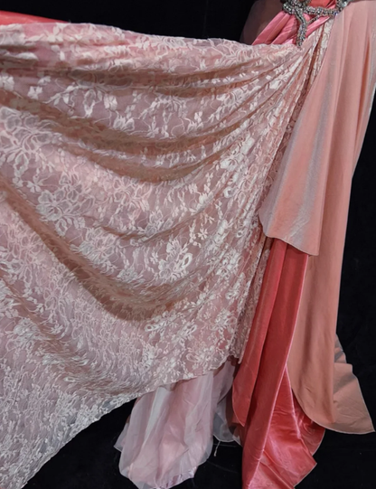 Pretty Pink Halter Satin Lace Beaded Mermaid Evening Dress Long Wedding Guest Dress D2022