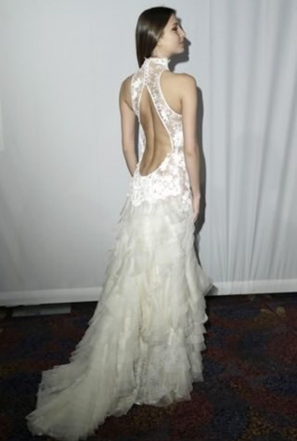 Classy Halter White Tulle Layered Lace Appliques Mermaid Long Wedding Dress D3903