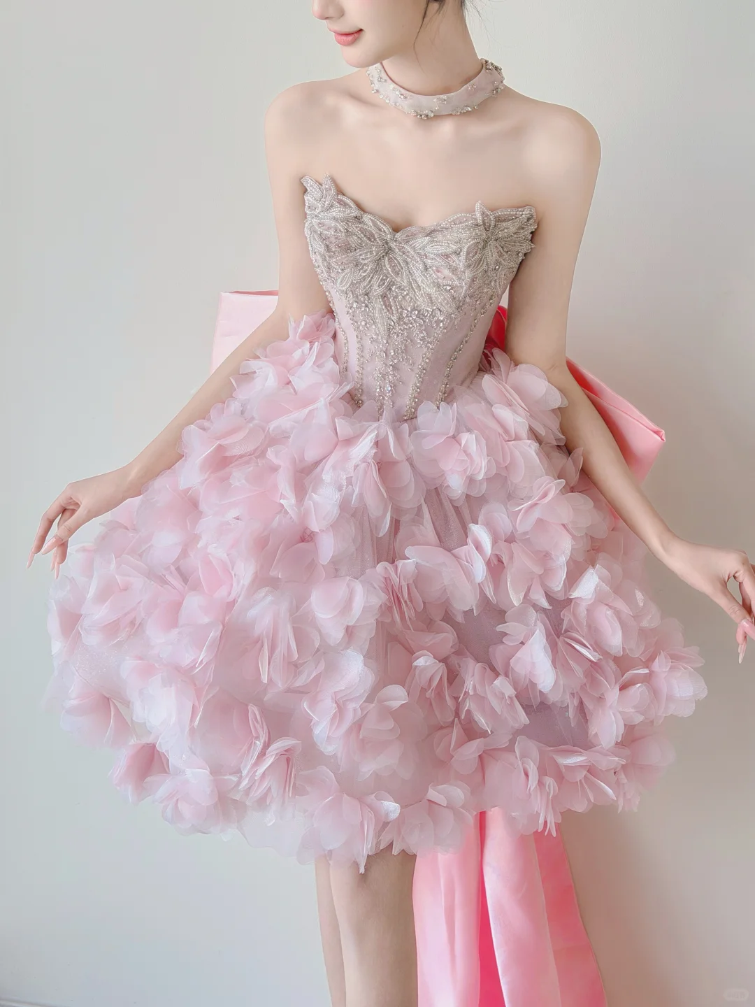 Glamorous Pink Strapless Beaded Tulle Petals A Line Short Homecoming Dress Birthday Outfits D3134