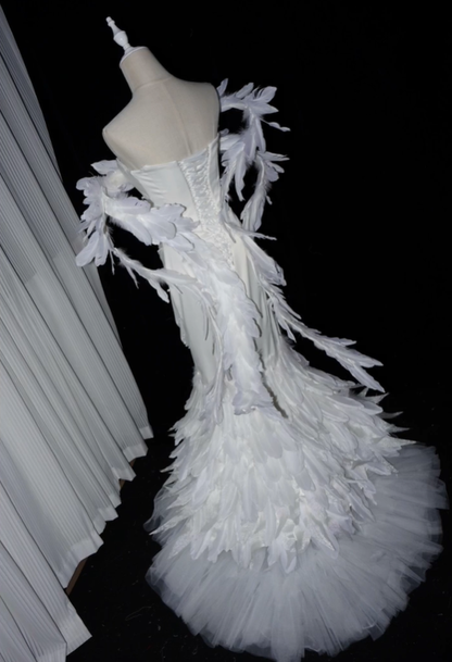 Glamorous Strapless White Tulle Feathers Mermaid Long Evening Dress Party Dress D5169