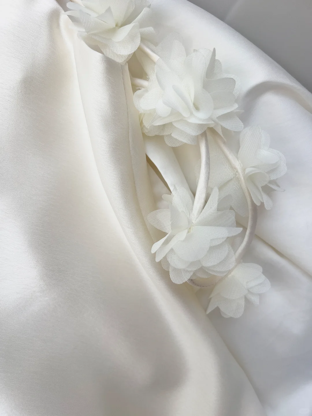 Charming White Spaghetti Straps Formal Party Dress Guest Dress S482