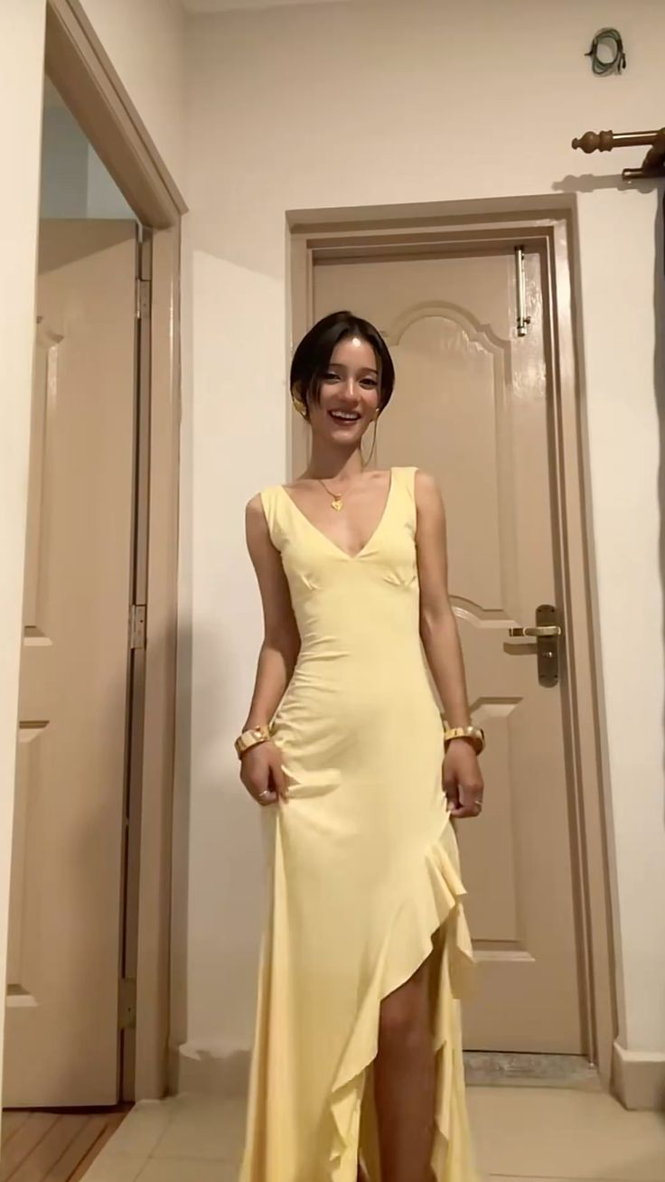 Sexy V-Neck Yellow Satin Ruffles Slit Long Party Dress Prom Gown D4956