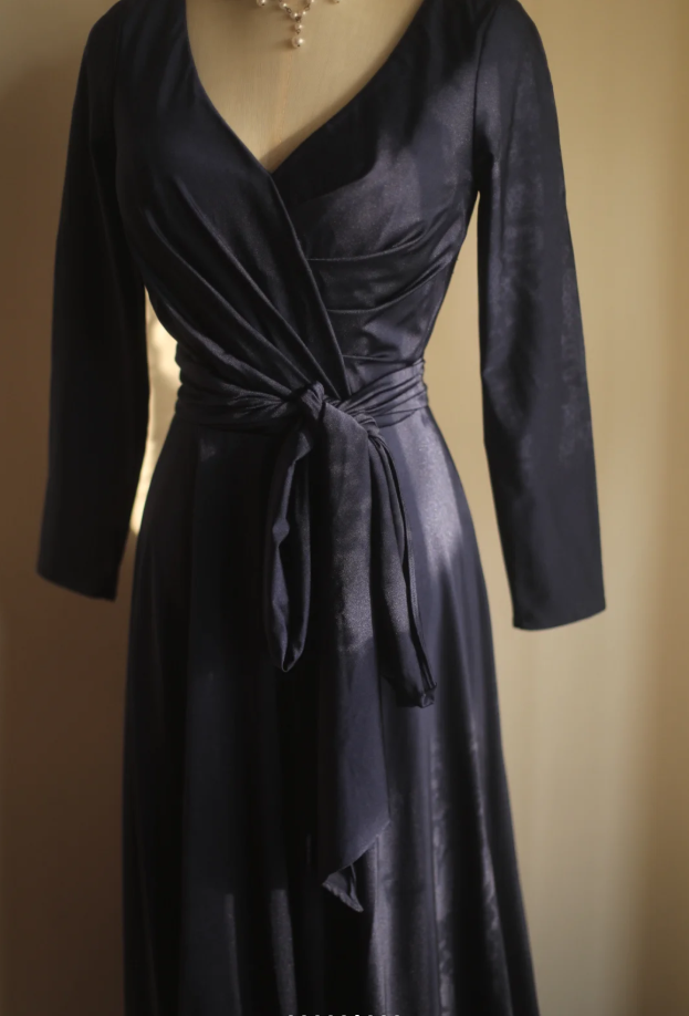 Elegant V Neck Navy Blue Satin Mermaid Long Wedding Guest Dress Formal Birthday Evening Dress D2204