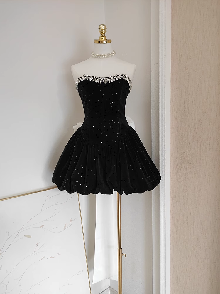 Sexy A Line Strapless Black Velvet Ruffles Vacation Dresses Short Birthday Outfits SD337