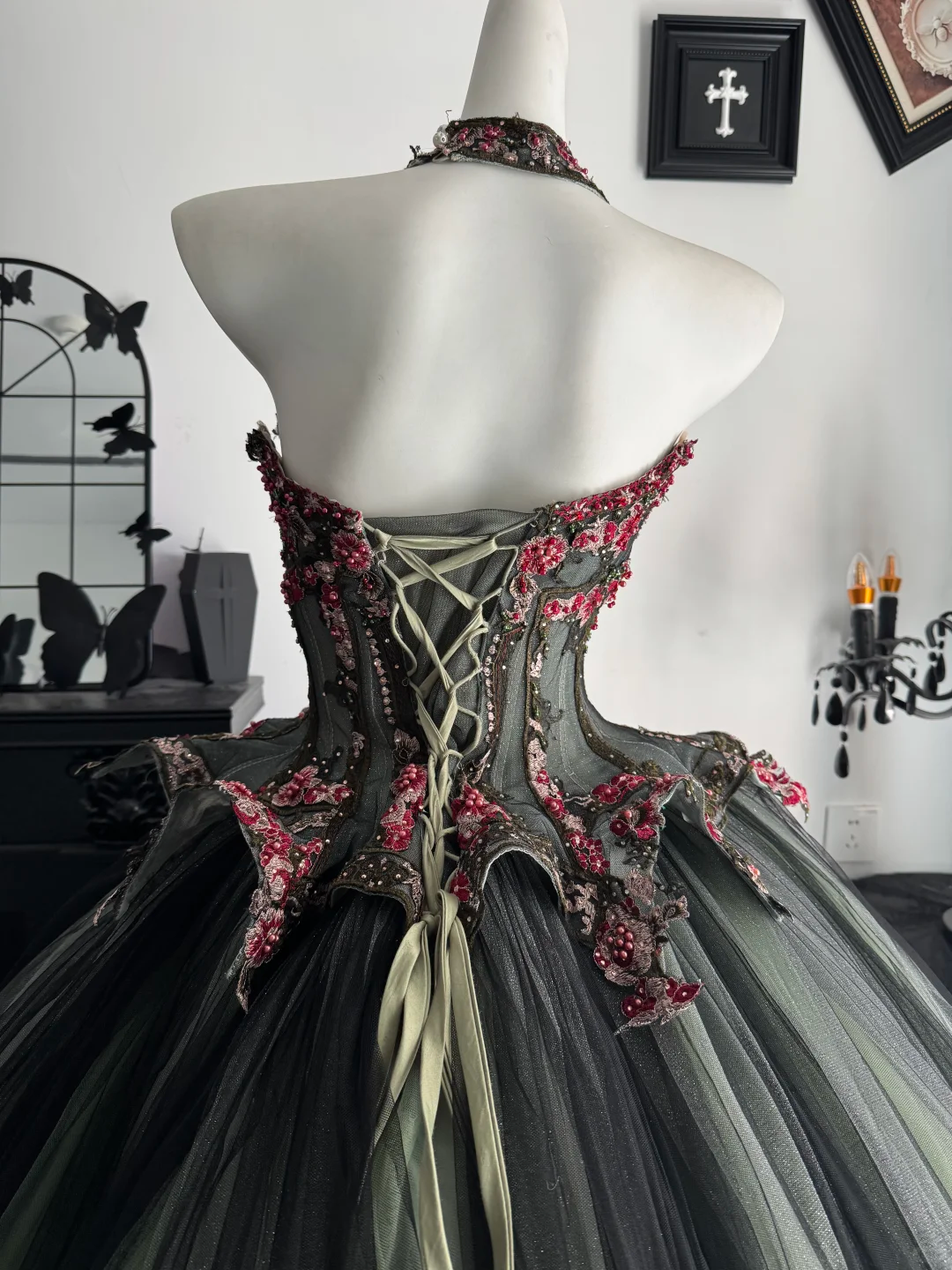 Vintage Black And Green Tulle Appliques Beaded Long Quinceanera Dress Strapless Sweet 15 Dress D4716