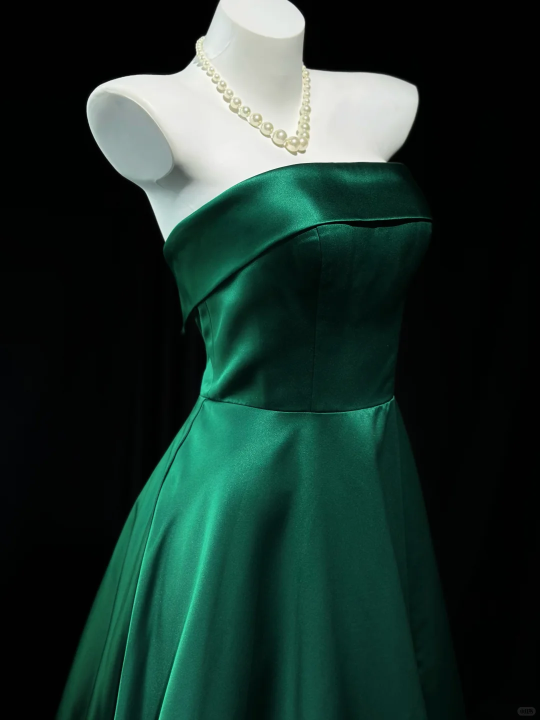 Vintage Strapless Satin A Line Long Wedding Guest Dress Green Birthday Evening Dress Prom Gowns D2518