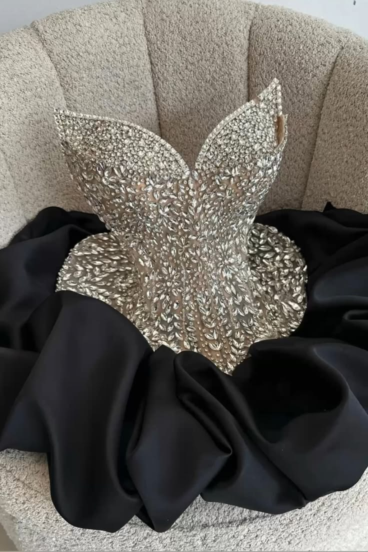 Gorgeous Strapless Black Satin Beaded A Line Short Homecoming Dress Birthday Outfits D3921