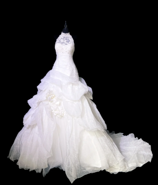 Charming White Halter Tulle Beaded Pleated Long Wedding Dress Formal Bridal Dress D553