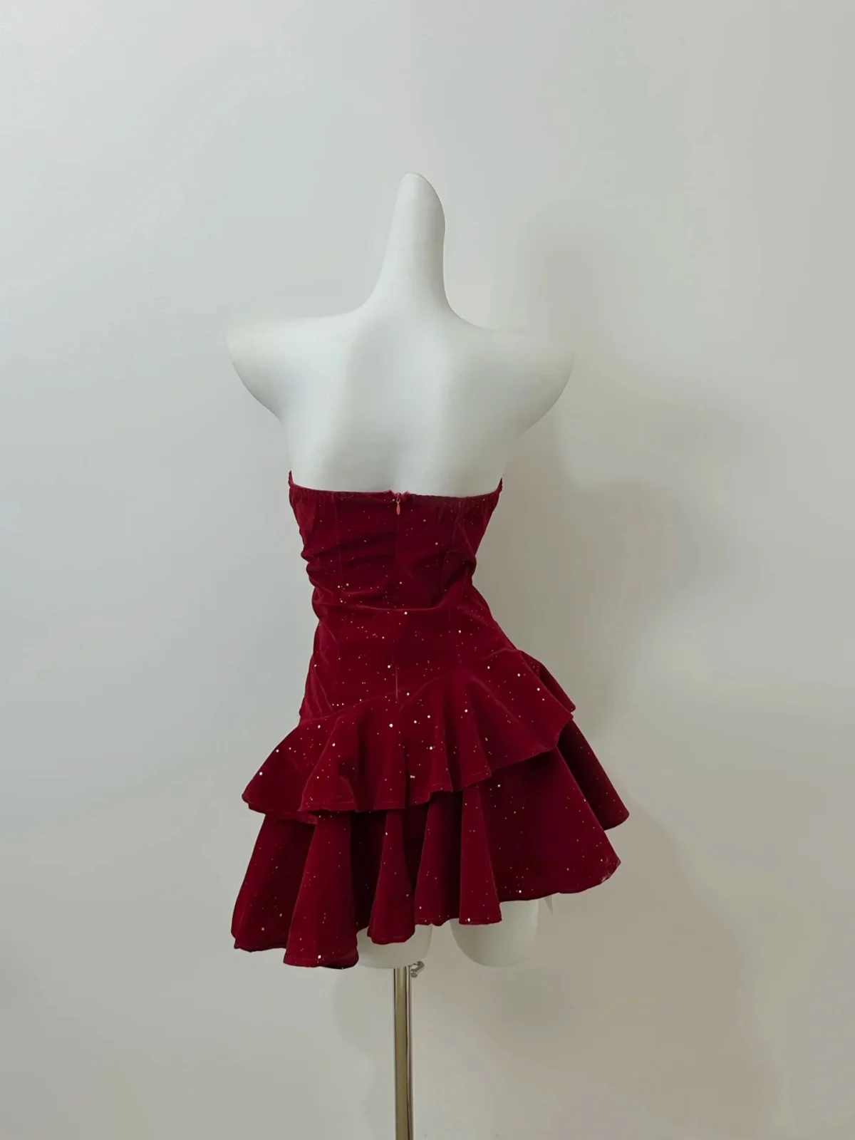 Charming Burgundy Strapless A Line Layered Short Prom Dress Formal Homecoming Dress Birthday Outfits S868