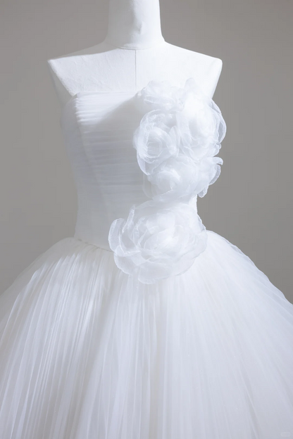Classy Strapless White Tulle Pleated Long Wedding Dress Bridal Dress D3087
