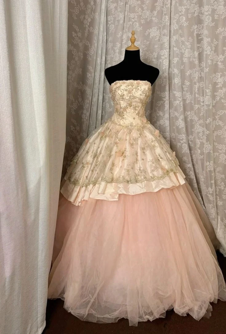Vintage Ball Gown Strapless Light Pink Tulle Lace Appliques Long Birthday Party Dresses Evening Dress D4558