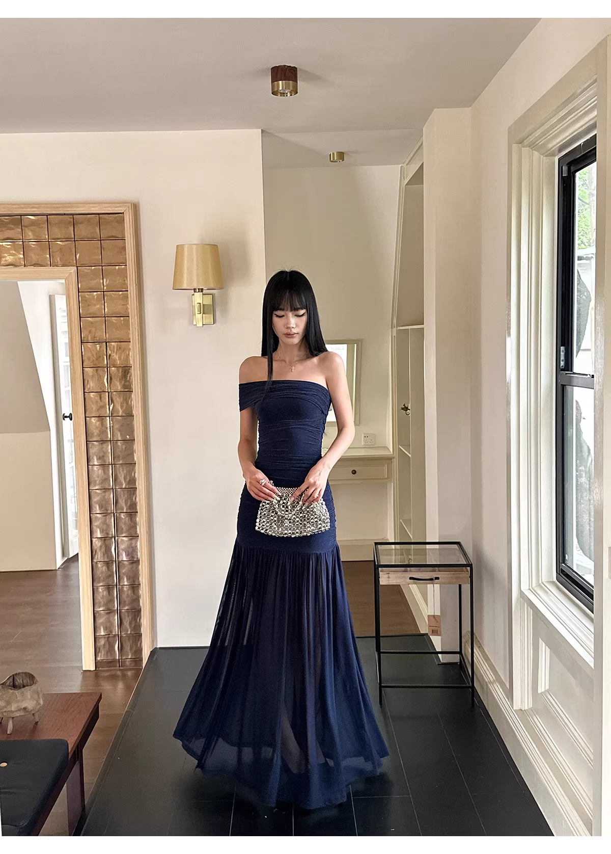 Sexy Halter V Neck White A Line Long Party Dress Formal Evening Gown D2122