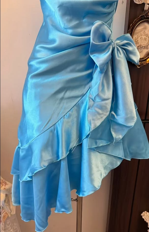 Fashion Blue Strapless Satin Pleated Ruffle Layered Short Homecoming Dress Cocktail Dress D4223