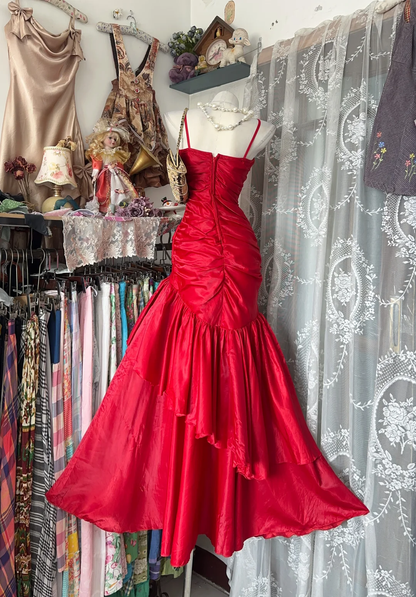 Beautiful Red Spaghetti Straps Satin Pleated Ruffles Mermaid Long Birthday Dress Party Gown D2881