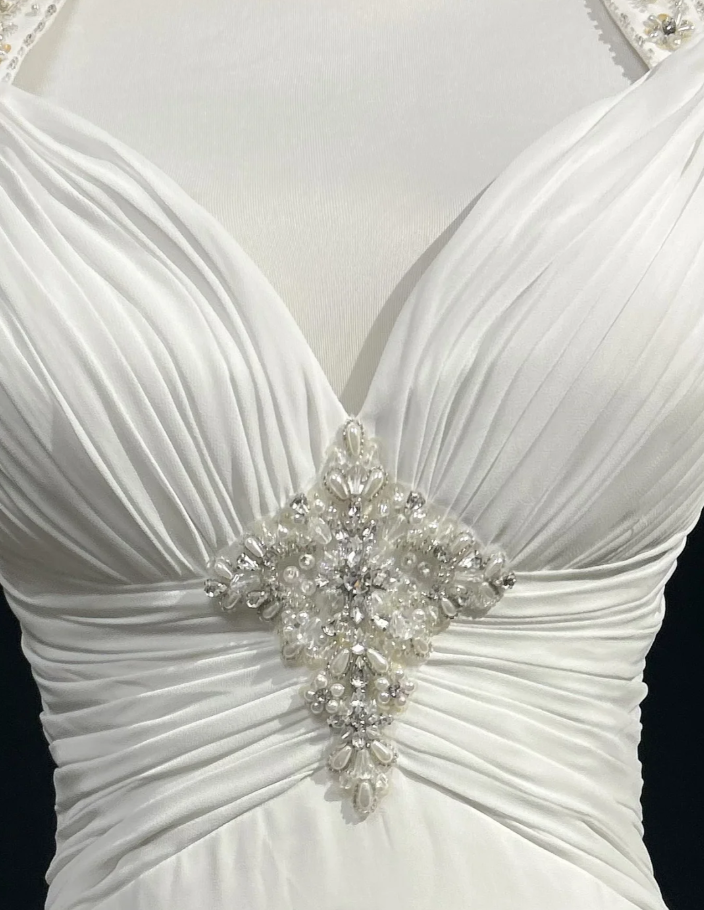 Charming White Halter Chiffon Beaded Long Wedding Guest Dress Formal Birthday Prom Dress Evening Dress D2064