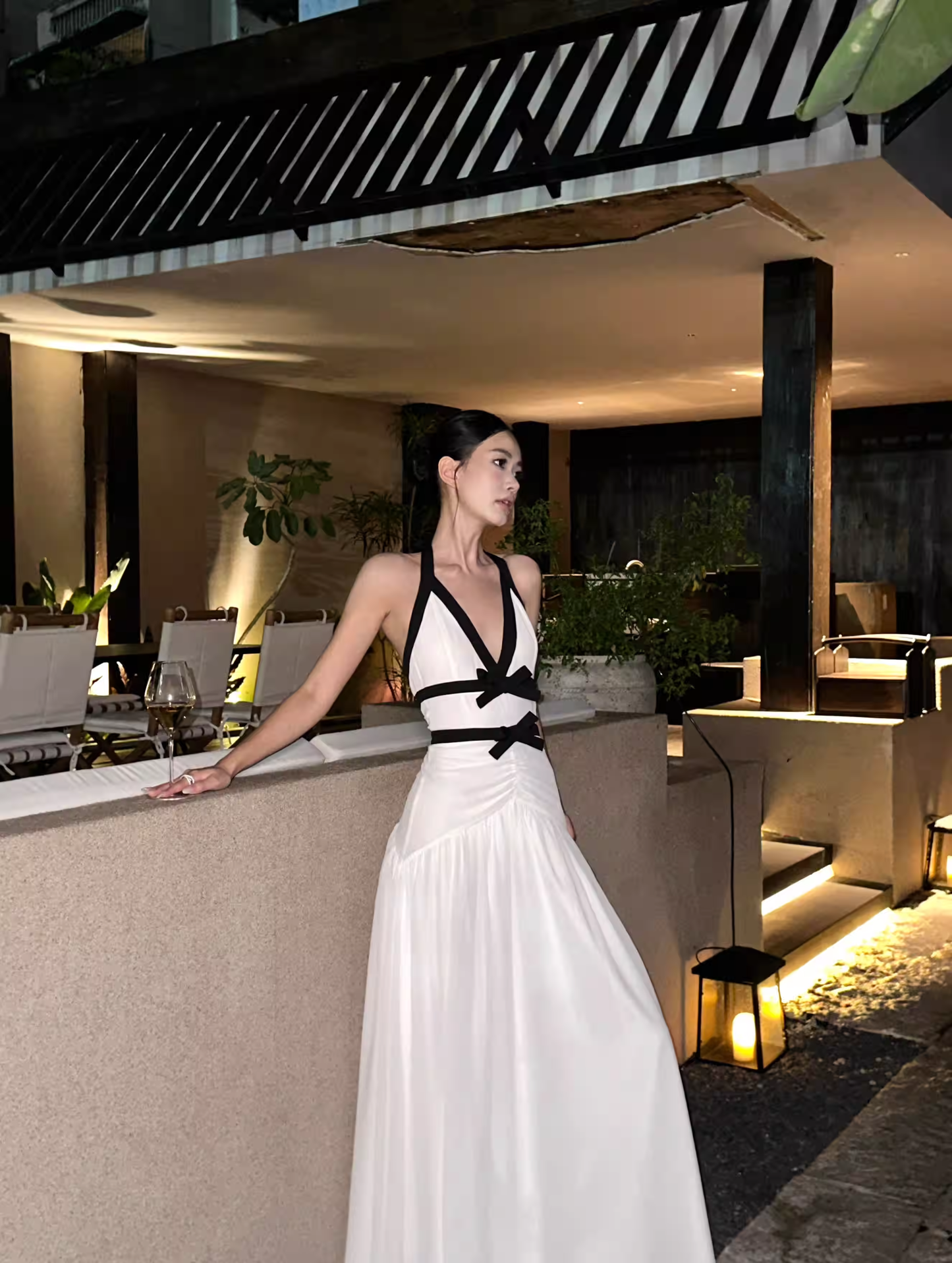 Sexy Halter V Neck Off White Chiffon Mermaid Long Wedding Guest Dress Backless Evening Dress With Bow D2087