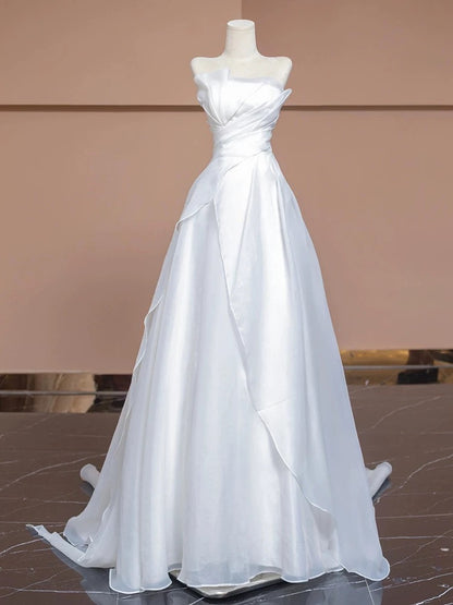 Aesthetic Ball Gown Strapless White Long Wedding Dresses Brides Dress S3804