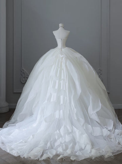 Unique Ball Gown Strapless Tulle White Long Wedding Dresses Brides Dress S3814