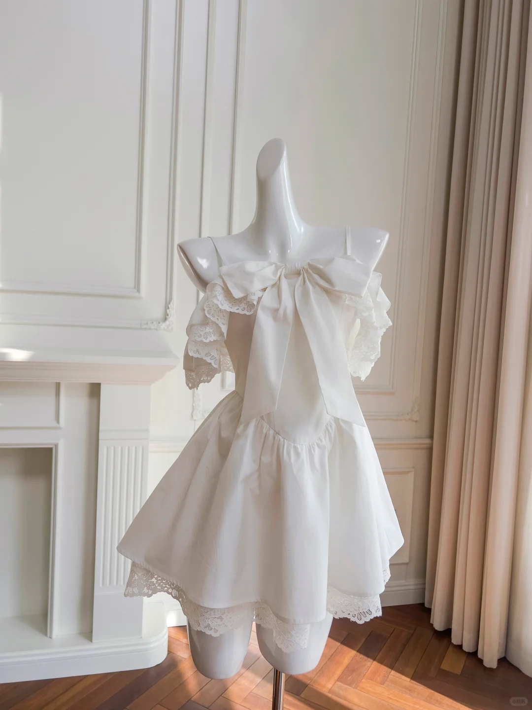 Classy White Satin Lace A Line Short Homecoming Dress Birthday Outfits With Bow D2958