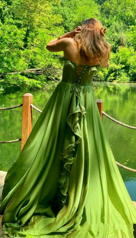Elegant Sweetheart Neck Green Chiffon Ruffle Slit A Line Long Party Dress Evening Dress D2868