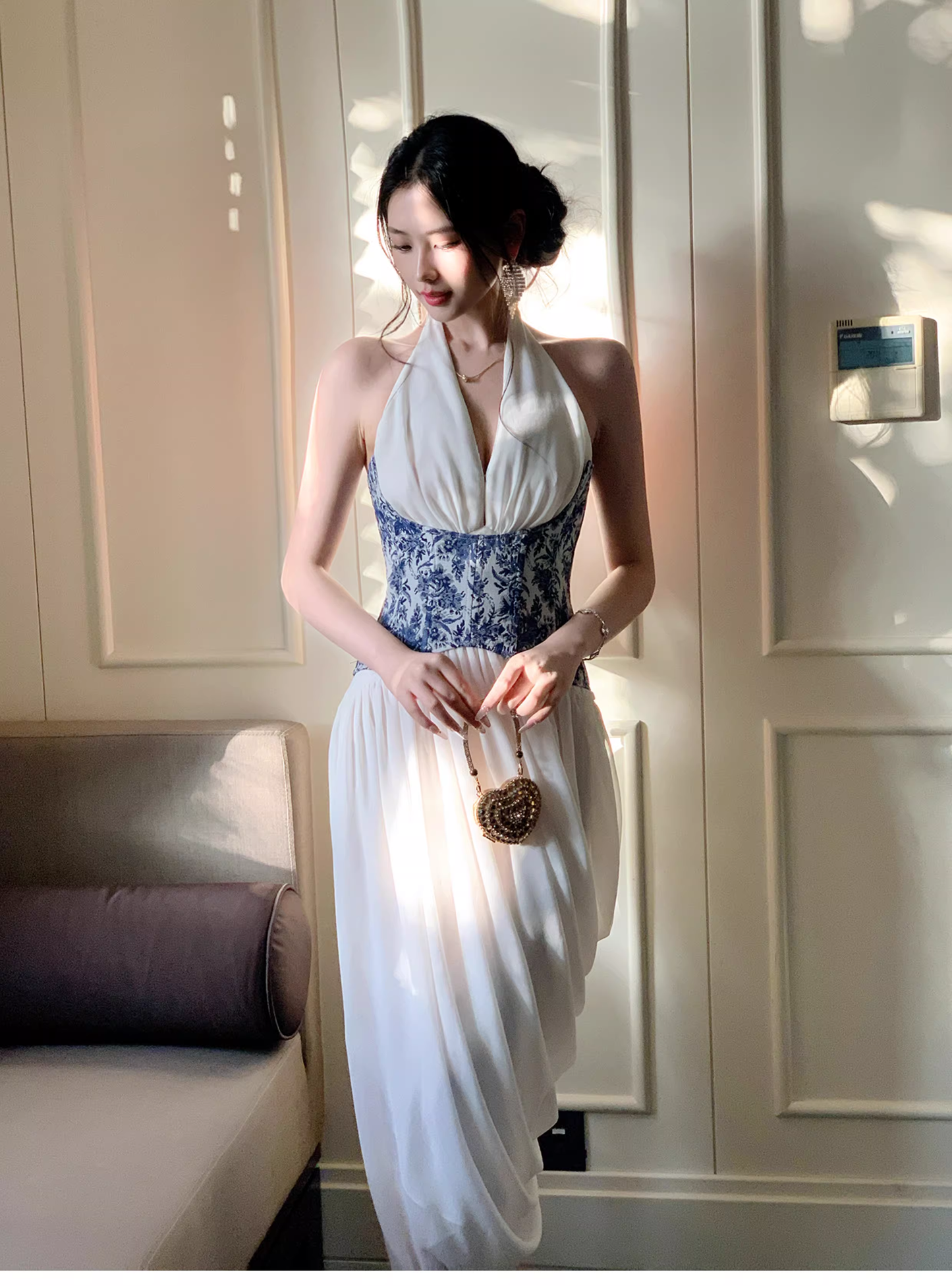 Unique Halter V Neck White Chiffon Pleated Long Prom Dress Birthday Evening Dress D2185