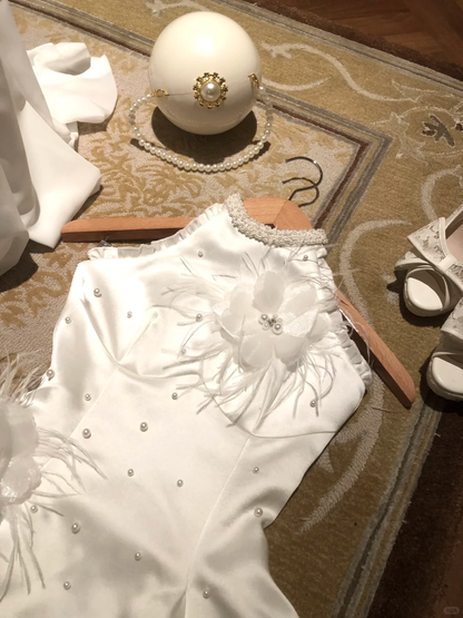 Cute White Sleeveless Satin Beaded Short Homecoming Dress Formal 20th Birthday Outfits D406