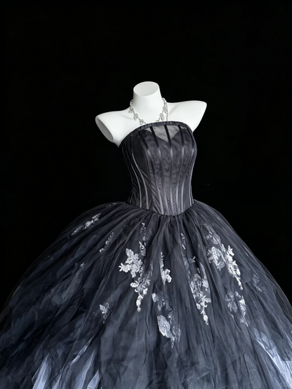 Vintage Strapless Quinceanera Dress Black Gray Tulle Appliques Sweet 16 Dress D5270