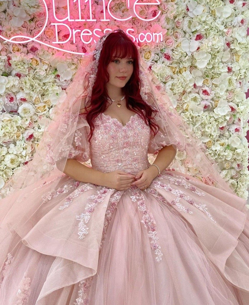 Charming Pink V Neck Tulle Sequin Lace Applique Ball Gown Quinceanera Dress D1008