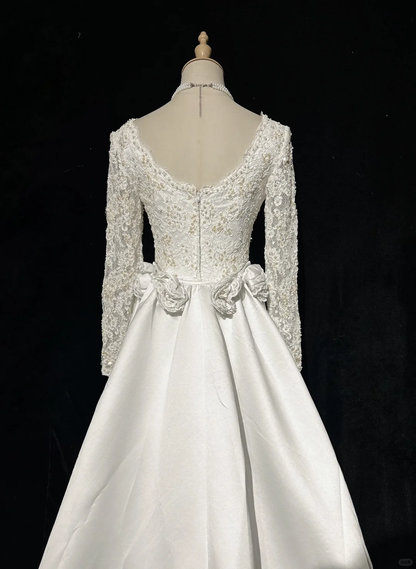 Elegant White Satin Appliques Beaded Long Wedding Dress D2834