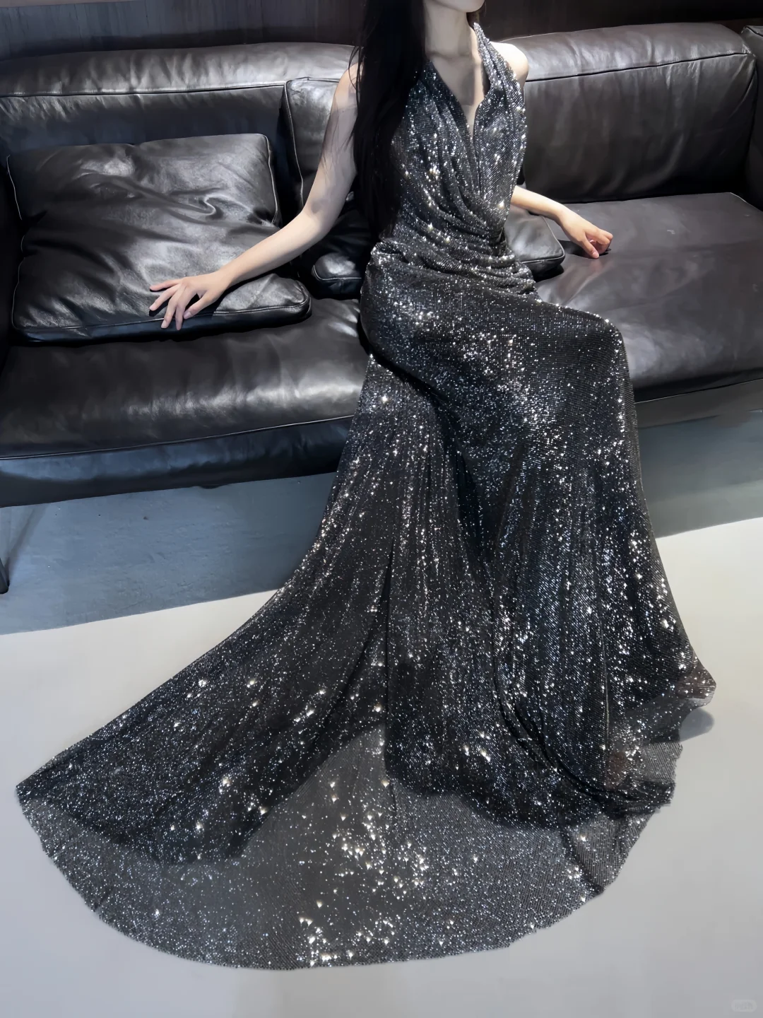 Shiny Black Sequin Pleated Mermaid Long Party Dress Halter Long Prom Gown D5088