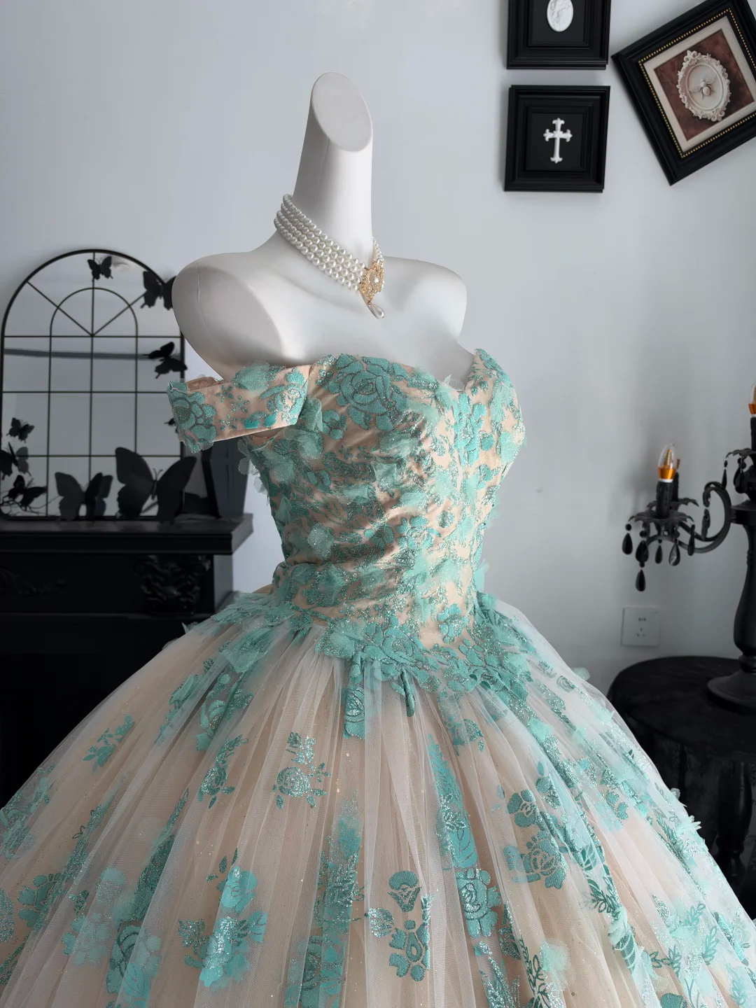 Charming Mint Green Tulle Lace Sequin Floral Sweet 16 Dress Off The Shoulder Birthday Quinceanera Dress D4706