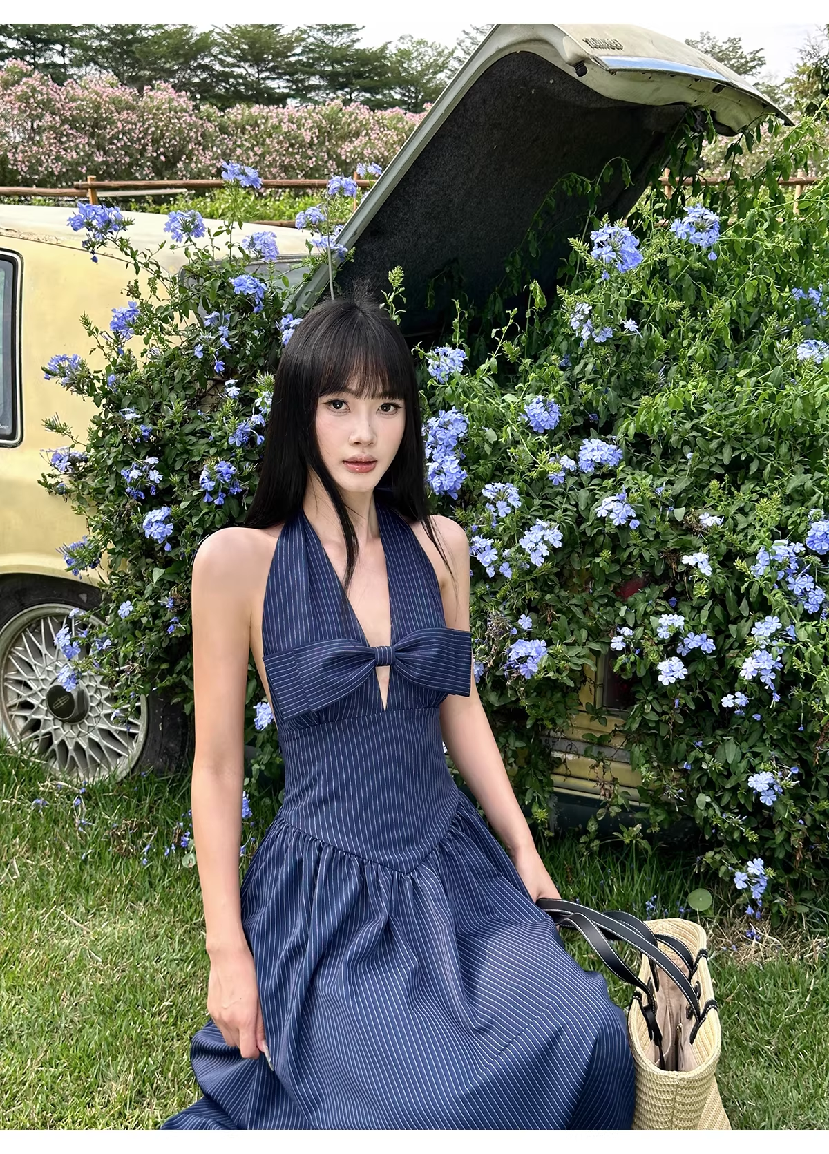 Cute Halter  A-Line Black White Striped Butterfly Bow V-Neck Long Evening Dress Birthday Party Gown D2083